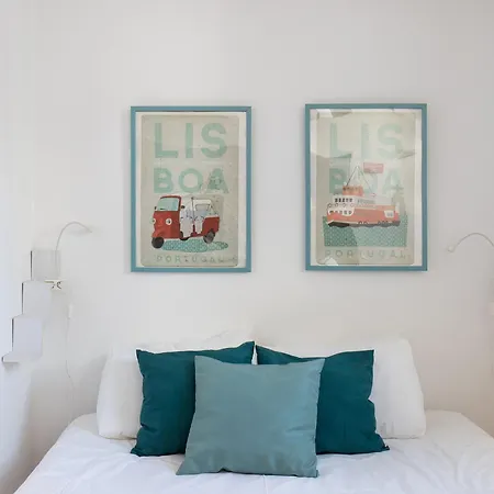 Classic Lisbon Homes: Bright & Central In Belem-3
